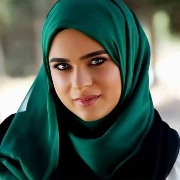 Full-Coverage Bubble Chiffon Hijab in Eggplant